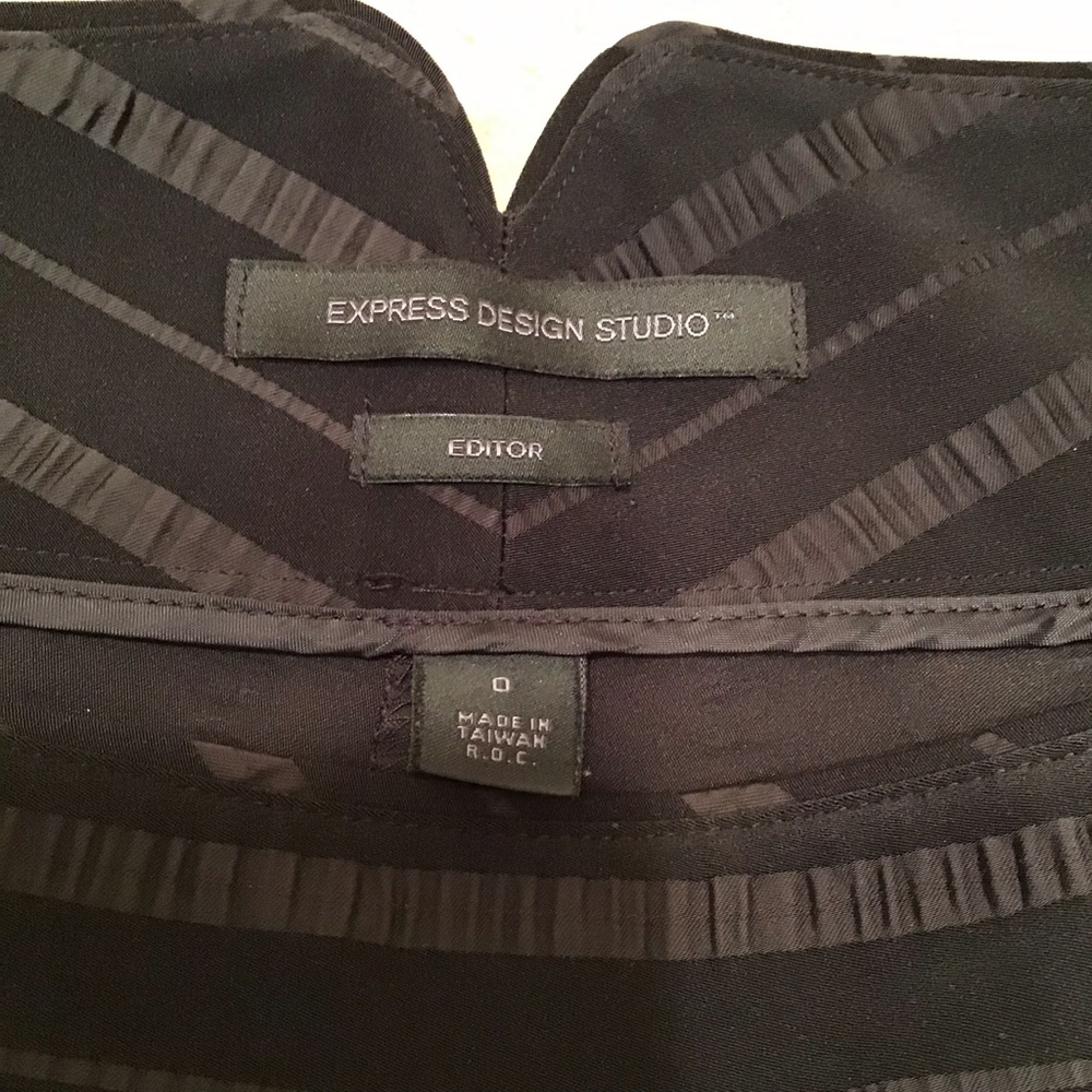 Express Capris - Picture 3 of 6